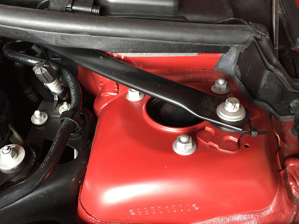 Распорка е34 м50. Распорка задних стаканов bmw e36. Bmw e46 стаканы. Бокал под виски с гравировкой. Распорка передних стаканов е38.