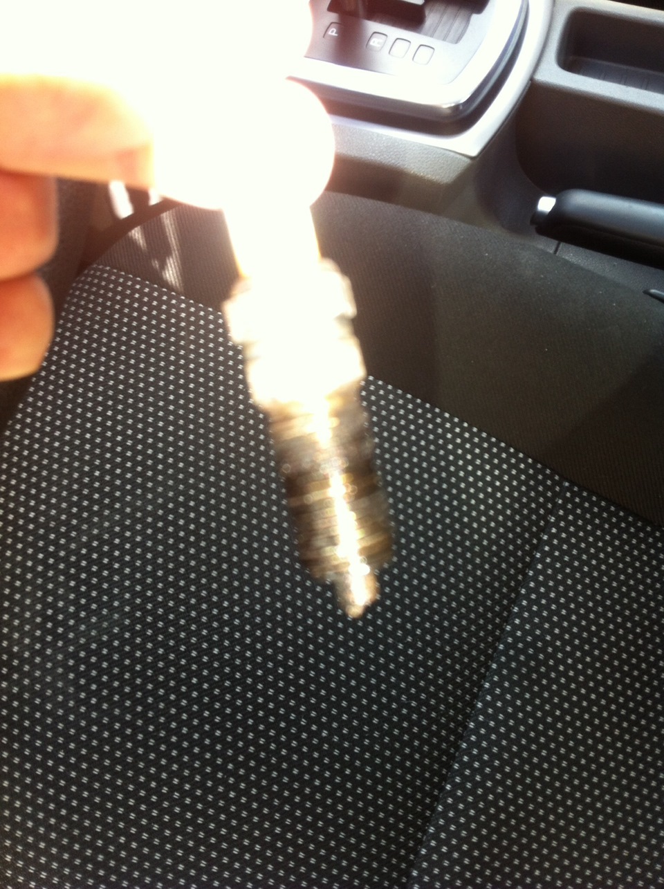 Масло на свечах — Ford Focus II Hatchback, 1,6 л, 2010 года | поломка ...