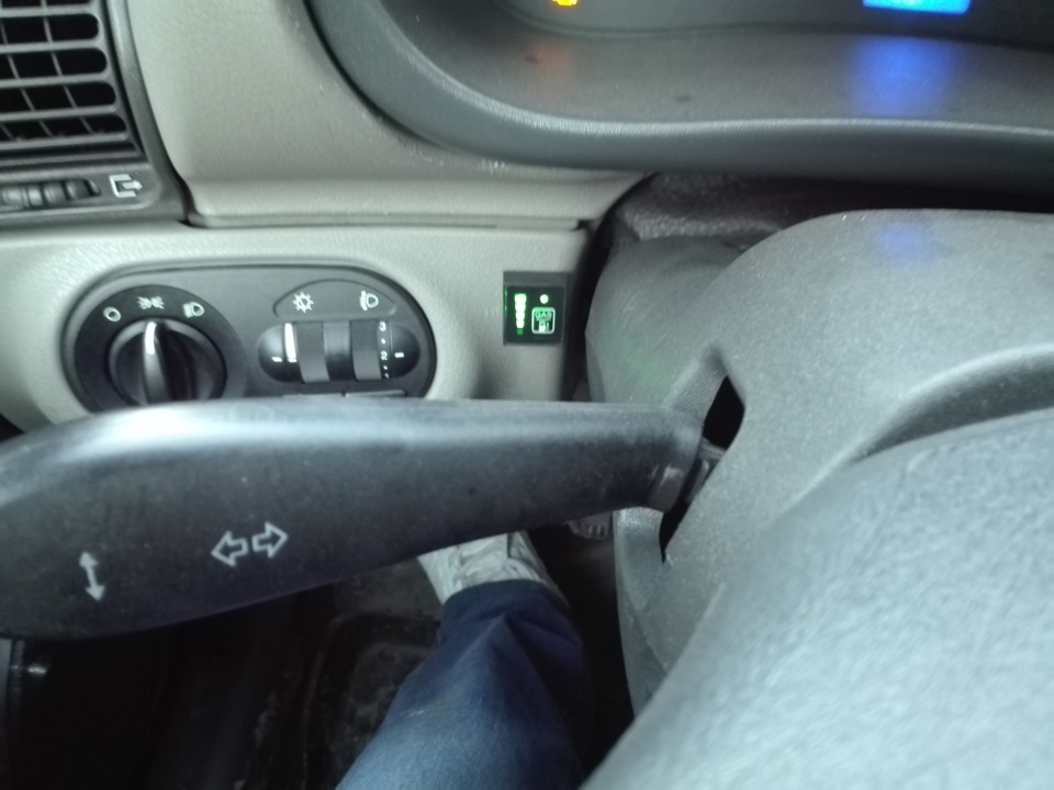 волшебная кнопочка ) — Lada Калина Хэтчбек (1G)