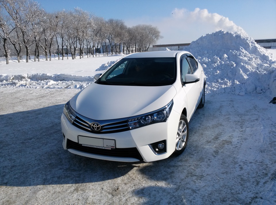 Настрой тойота. Toyota Corolla комфорт. Тойота Королла 2020 комфорт. Тойота Королла комплектация комфорт 2020. Тойота Королла комфорт плюс 2013.