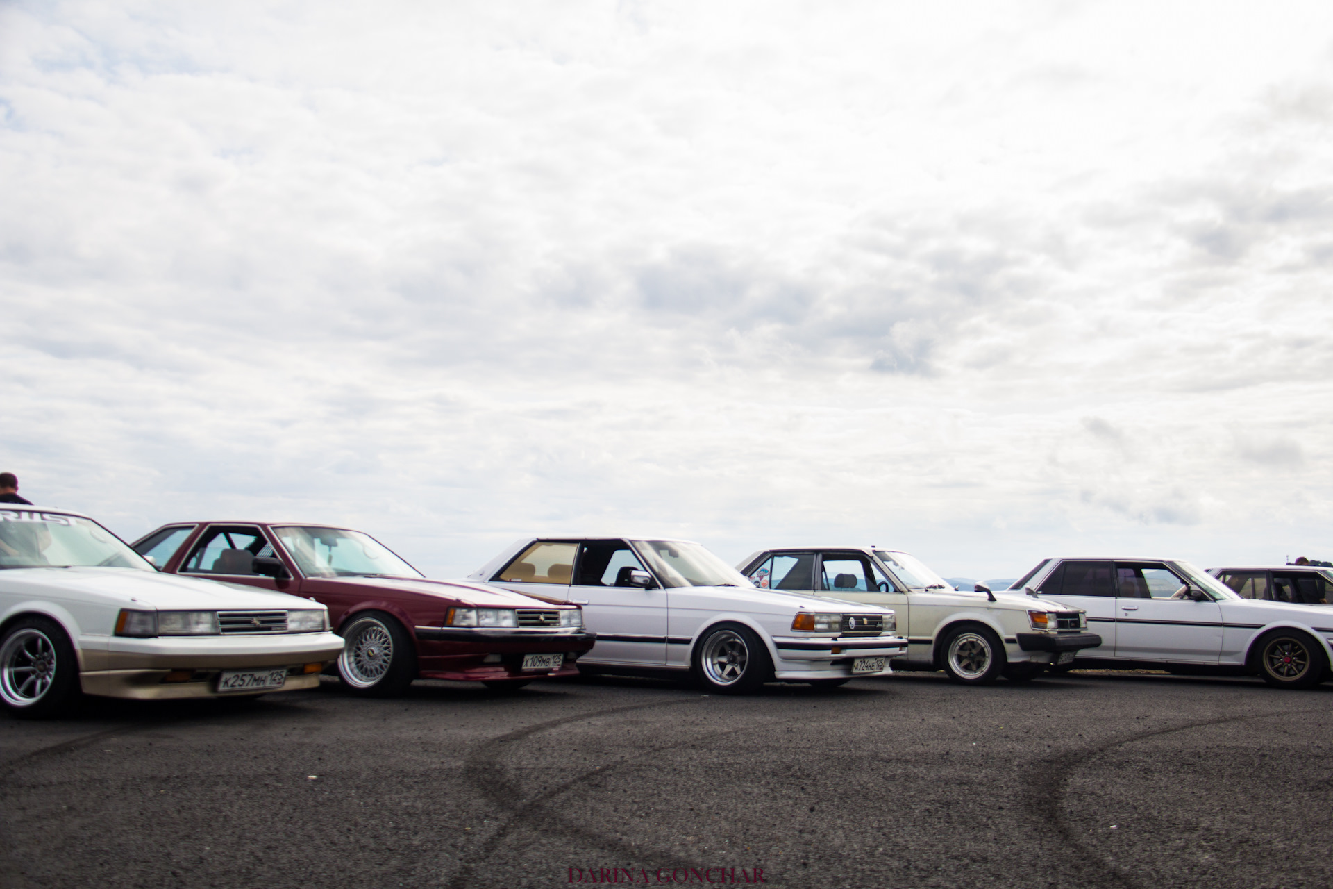 Джапанкар. Toyota JDM 1970. JDM old School Владивосток. Владивосток JDM сходки. Nissan Skyline Владивосток в 90х.