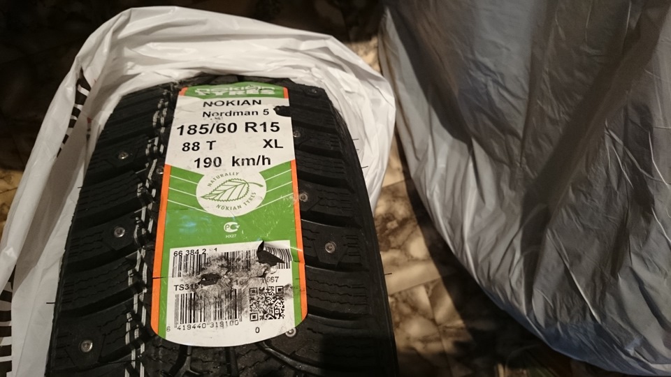 Зимняя резина 185/60 R15 88T — Volkswagen Polo Hatchback Mk5, 1,4 л ...