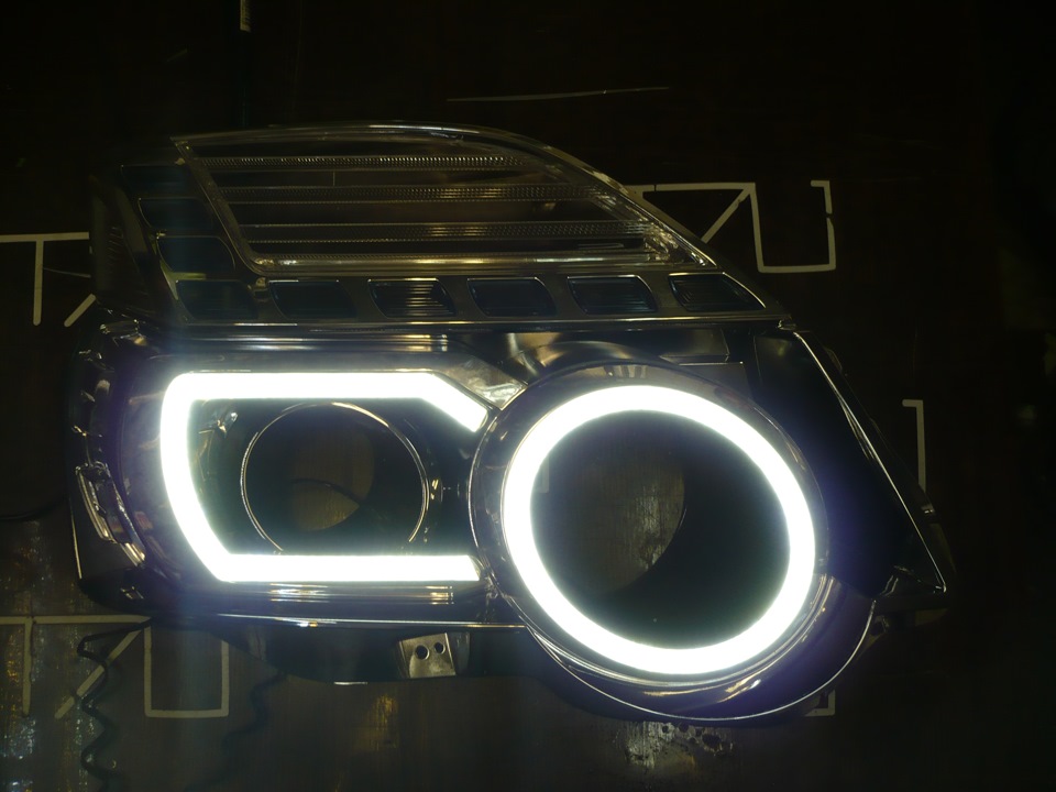 Nissan x-Trail Led inserts in the headlights