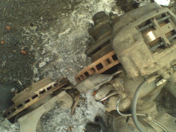 New brakes  Start  - Toyota Sprinter Trueno 16 L 1992