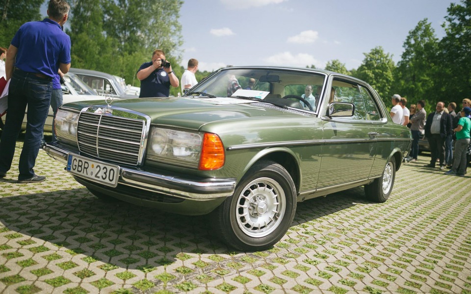 Фото в бортжурнале Mercedes-Benz 190 (W201)