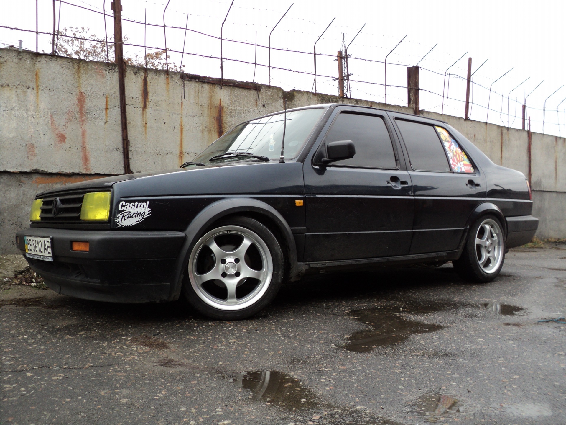 Jetta 2 wheels. Джетта 2 диски. Vw джетта 2. Джетта 2 диски. Фольксваген джетта 1989 синяя.