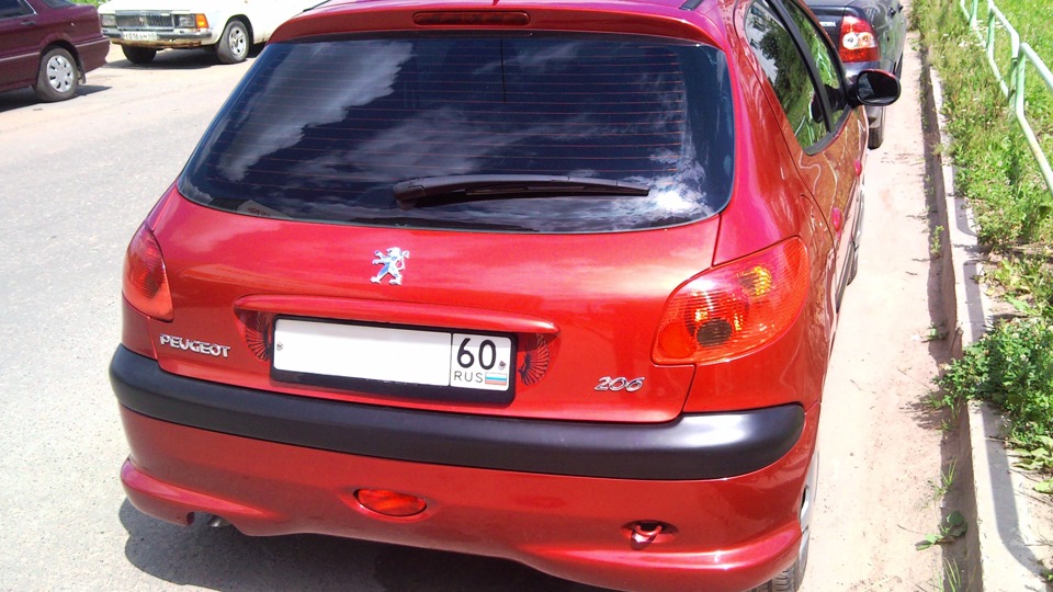 Peugeot 206 1.4 бензиновый 2004 | Красный Пыжик на DRIVE2