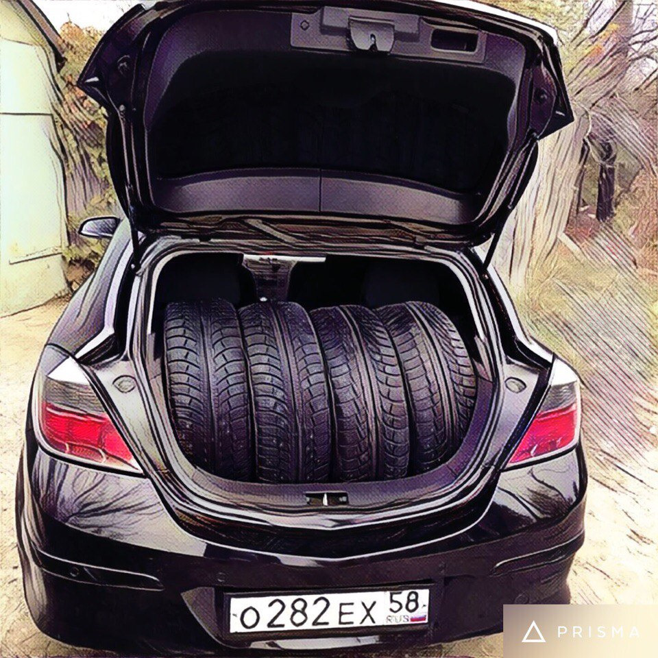 44 х 9. Шины в багажнике. Резина багажника Opel Astra g. 4 Колеса на багажник.