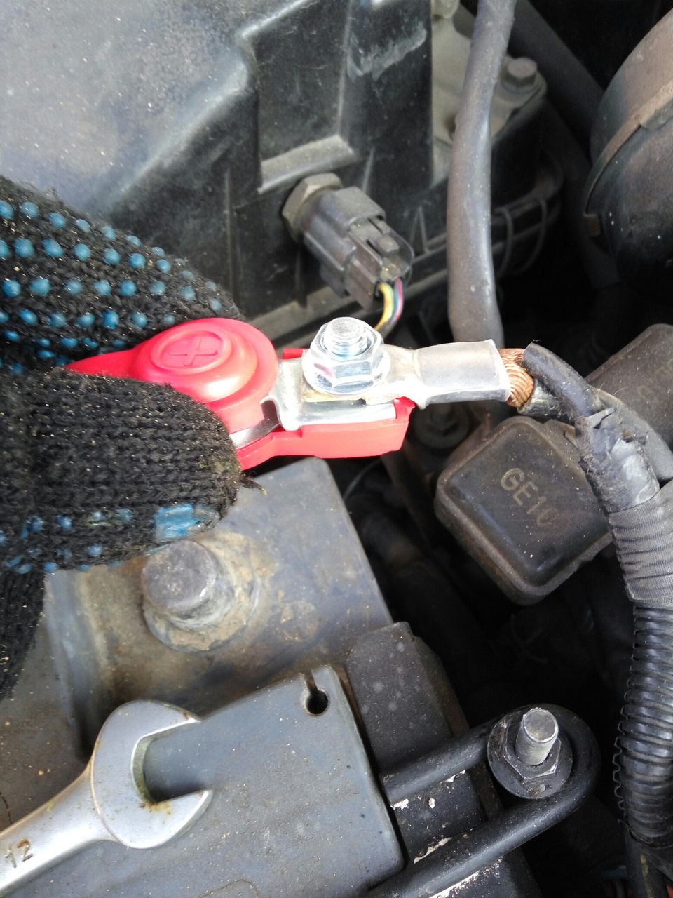 Замена клемм аккумулятора — DRIVE2