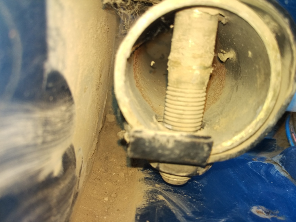 Как избавиться от пыли в багажнике ВАЗ 2107. Новость по новому ...