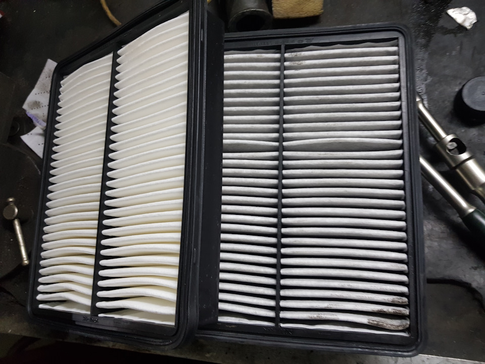 Воздушный фильтр новый и с пробегом 15 тыс. км. — KIA Sorento (2G)