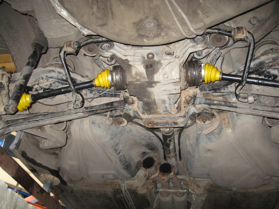 Замена пыльников на шрусах — BMW 3 series Coupe (E36), 2,5 л, 1996 года ...