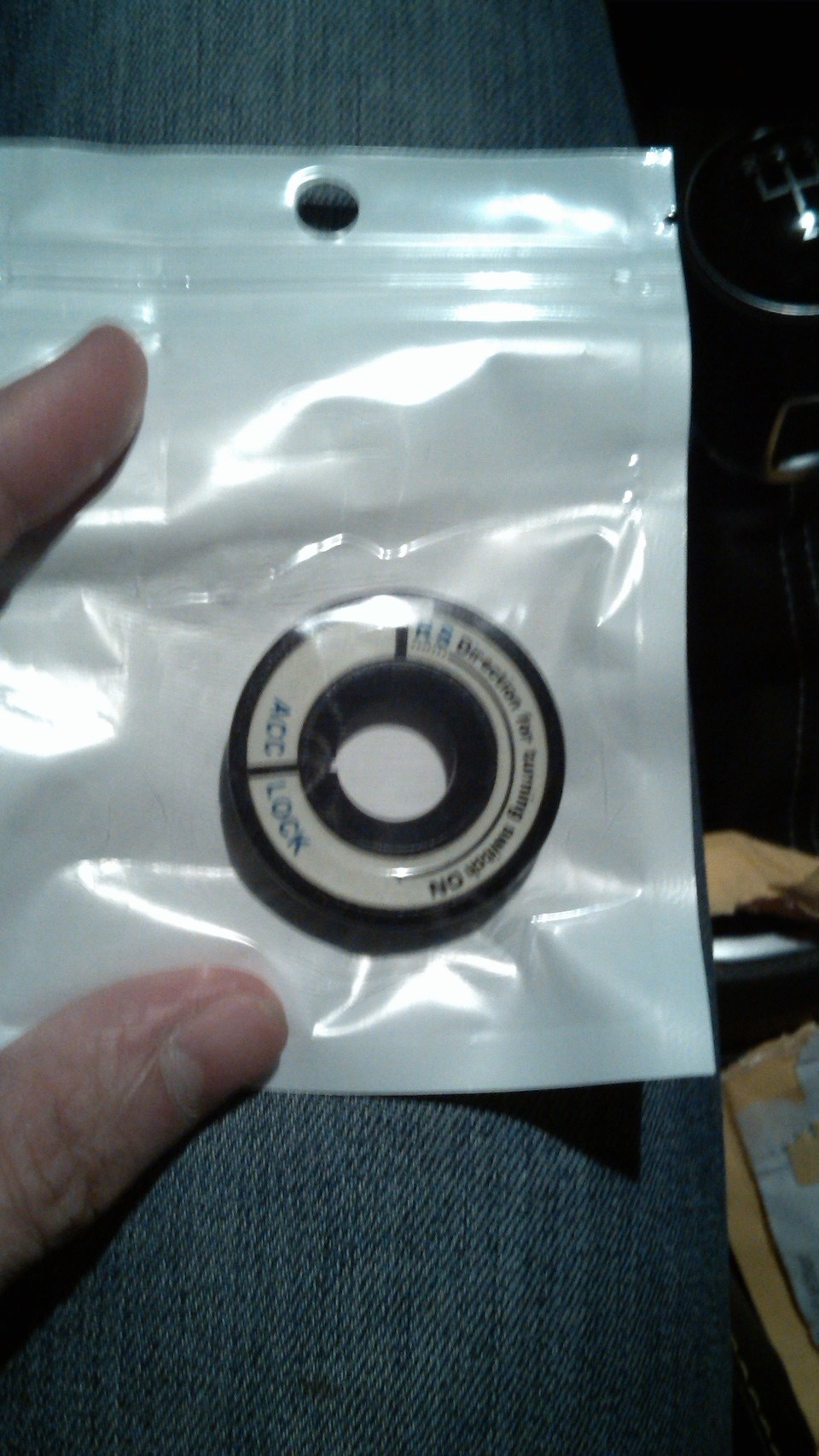 Ободок (того места, куда вставляется ключ) зажигания — Volkswagen Polo ...