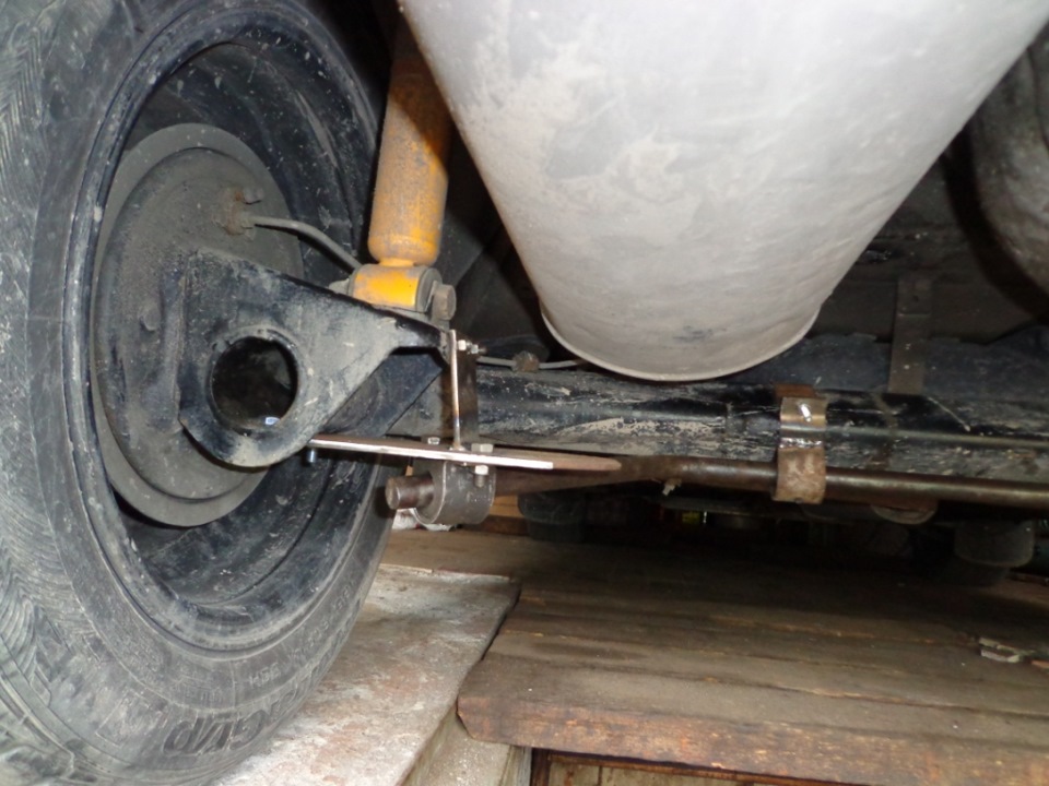 Самодельный усилитель или "стабилизатор" задней балки — Lada 2108, 1,5 ...