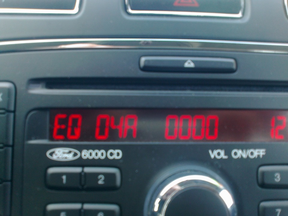Разблокировать форд фокус. Ford CD 6000 code. Код магнитолы Форд Мондео 4. Магнитола Ford 6000 CD овальная. Форд Мондео 4 поколения 2013г пин код магнитолы.