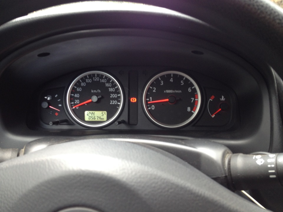 Подсветка стрелок приборной панели. — Nissan Almera II (N16), 1,5 л ...