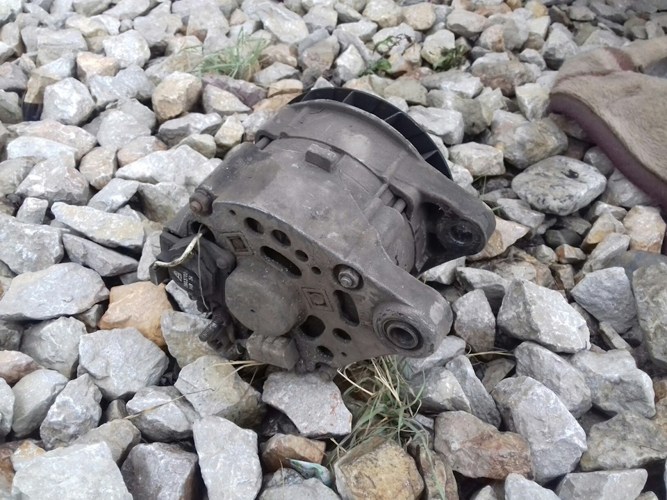 Нет зарядки. — Lada 21074, 1,6 л, 2004 года | электроника | DRIVE2