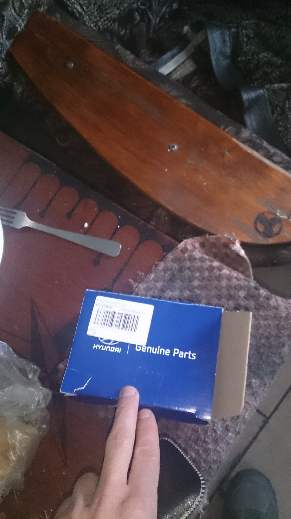 Замена топливного фильтра — Hyundai Solaris, 1,6 л, 2013 года ...