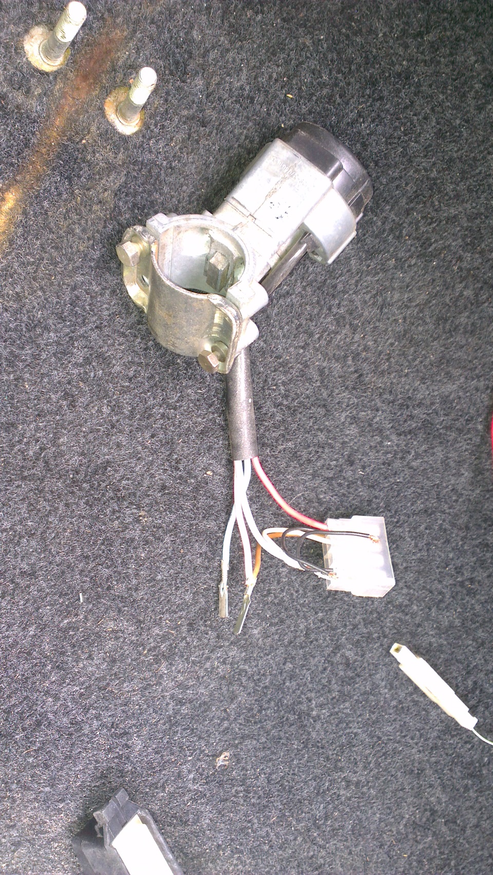 подскажите как подключит инжекторную проводку к салонной — Lada 2109, 1 ...