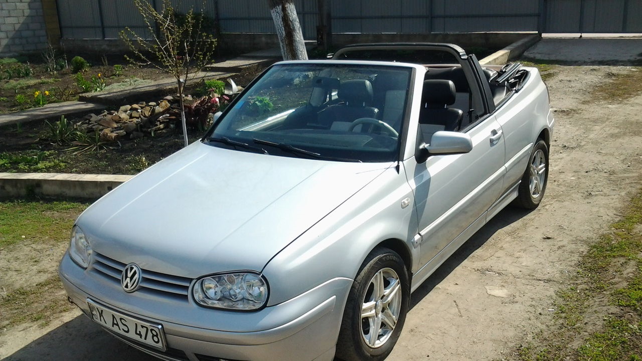 Volkswagen Golf Cabriolet Mk4 1.6 бензиновый 2000 | машина без крыши на  DRIVE2