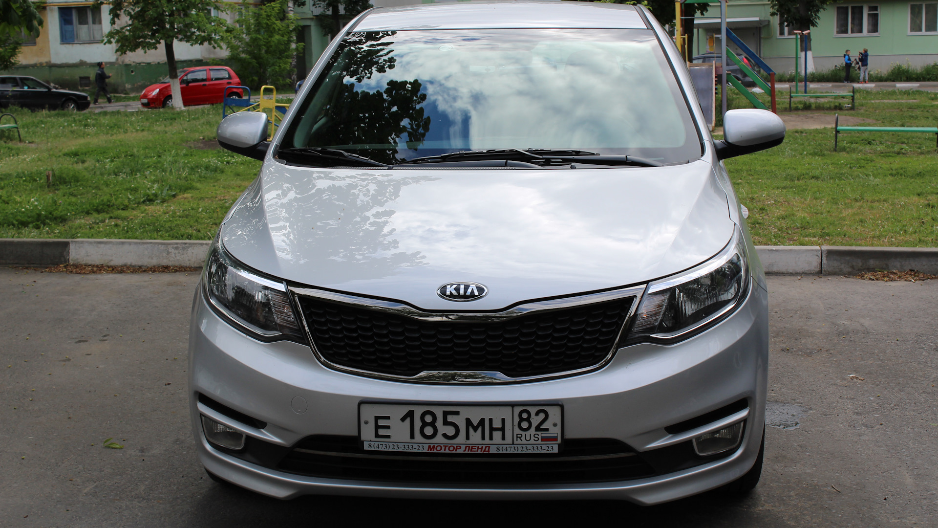 реснички киа рио 3. 777. после 3 рио. Kia rio 3 поколение. Kia rio 2015 черная.