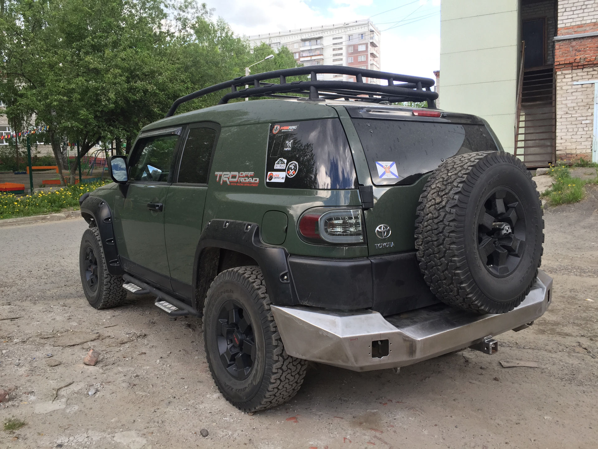 Фаркоп тойоту FJ Cruiser