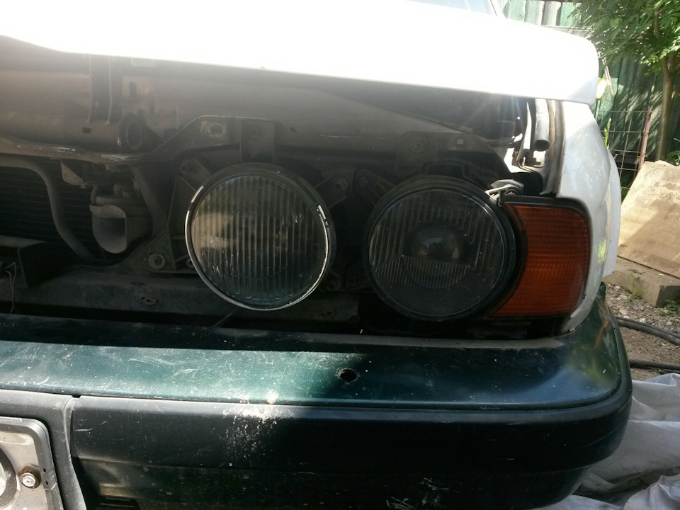 поворотники и распорка — BMW 5 series (E34), 2,5 л, 1990 года ...