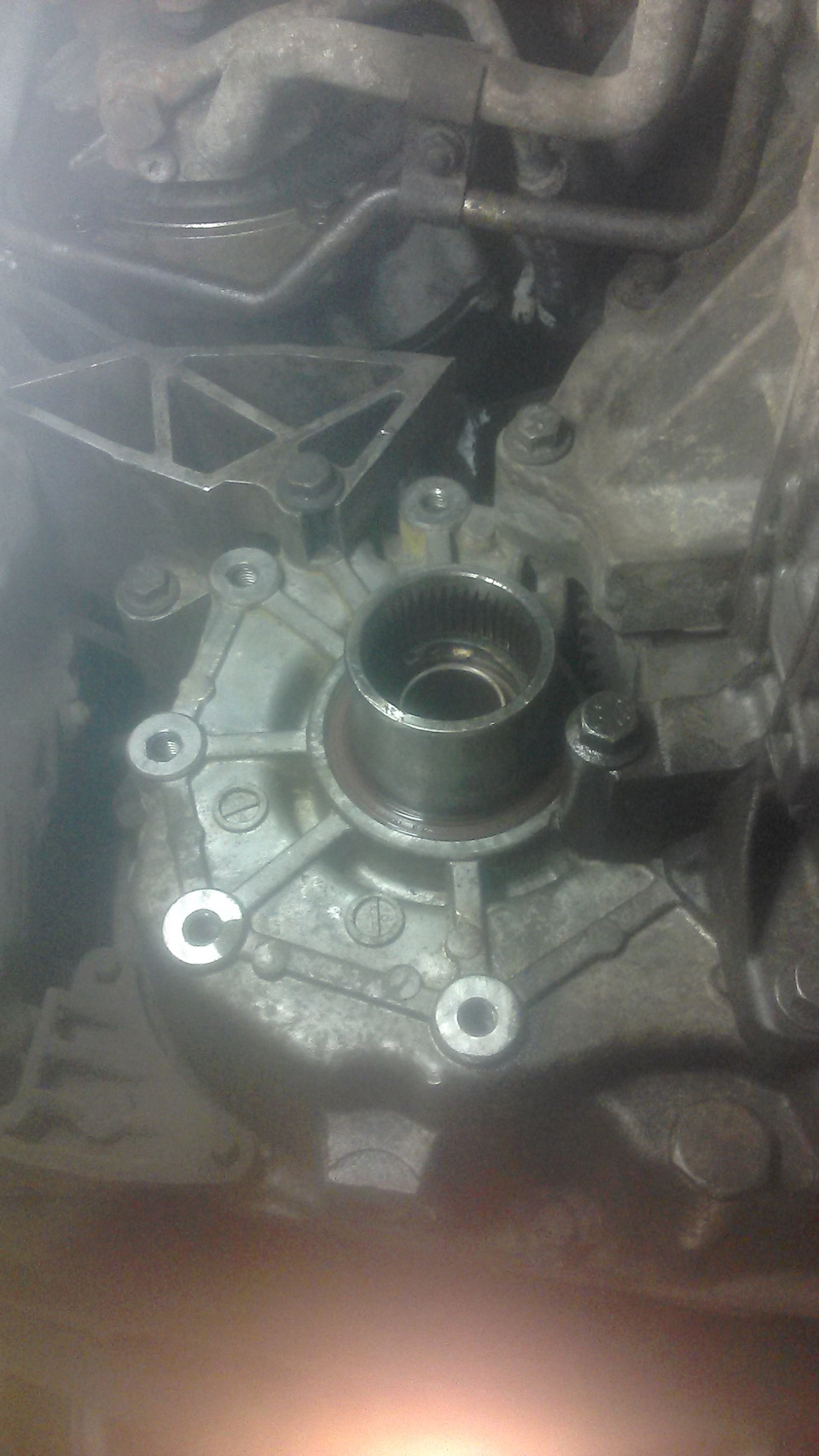 Обслуживание угловой передачи и кардана — Volvo S60 R, 2,5 л., 2003 ...