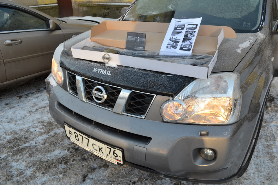 → Решетка радиатора — Nissan X-Trail II (t31), 2 л, 2008 года ...