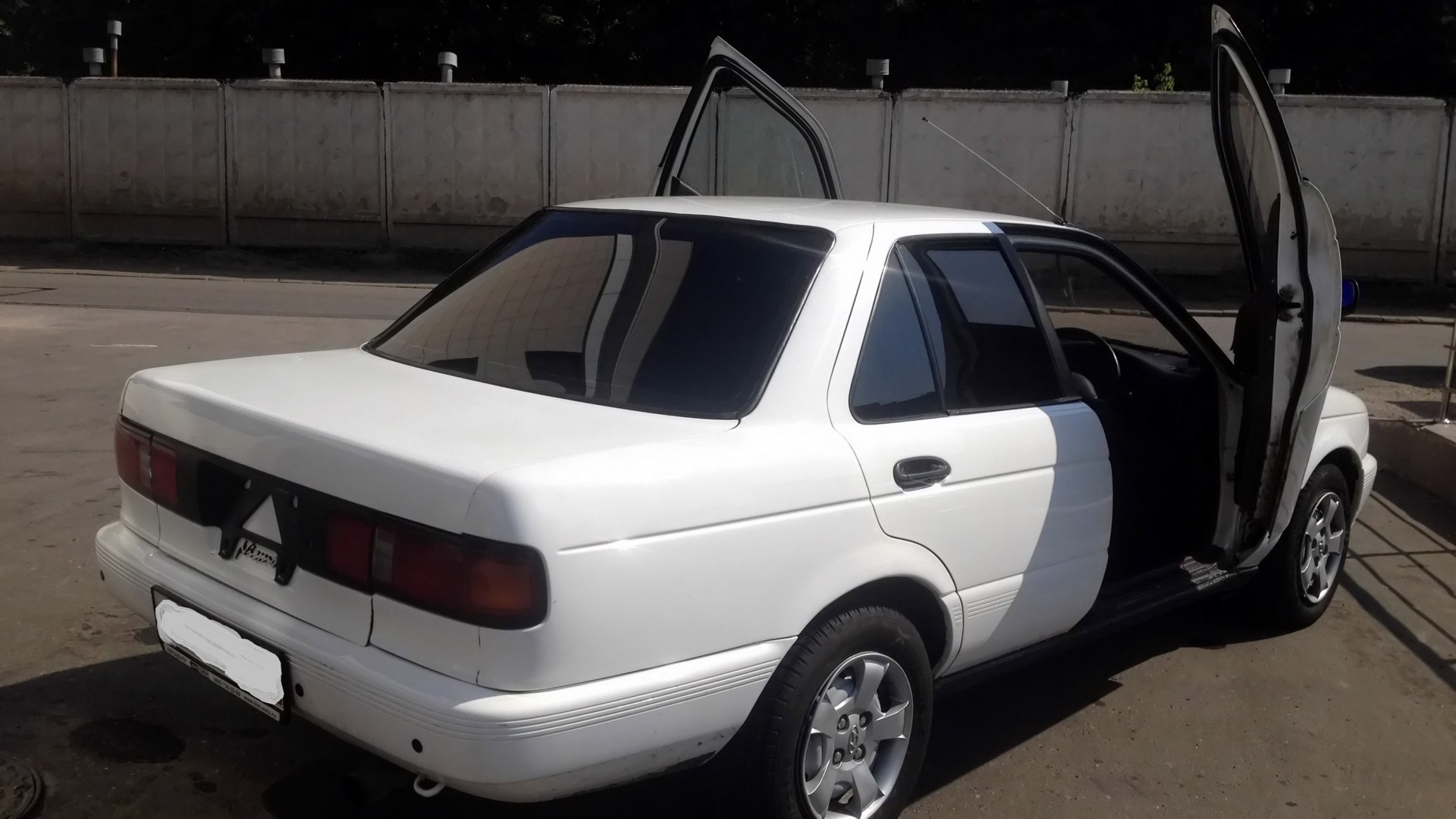 Nissan Sunny (B13) 1.4 бензиновый 1990 | на DRIVE2