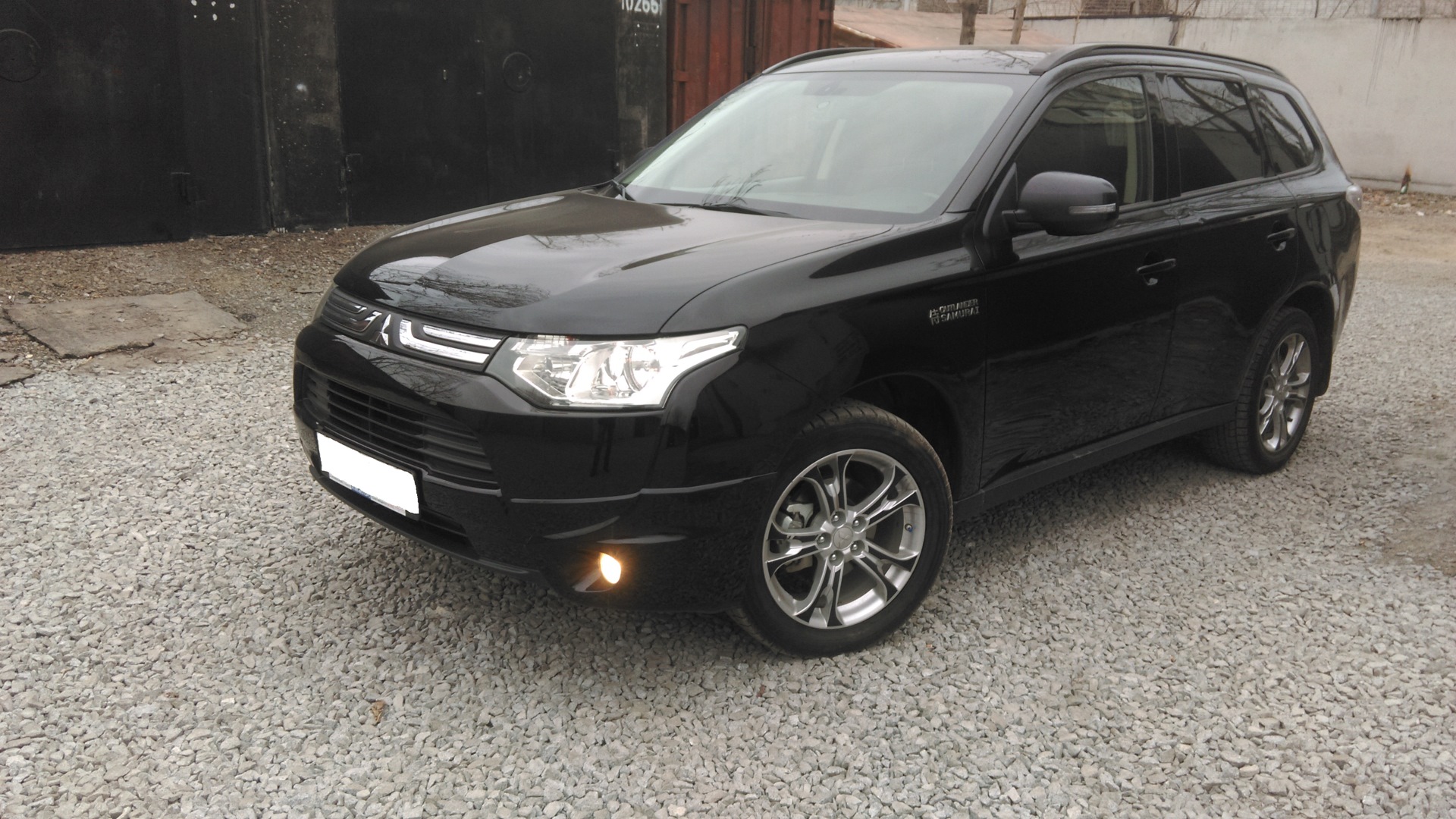 Mitsubishi Outlander (3G) 2.4 бензиновый 2013 | 