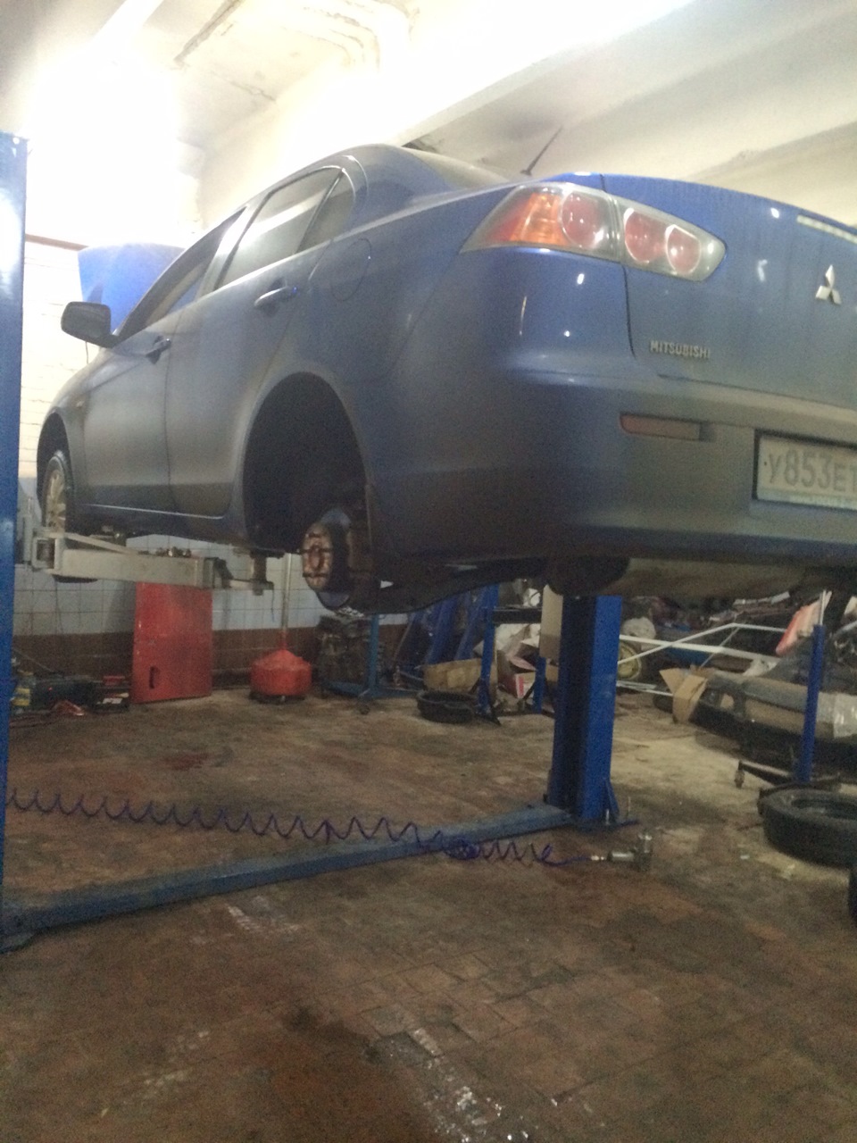 Рем комплект задних суппортов — Mitsubishi Lancer X, 1,8 л, 2010 года ...