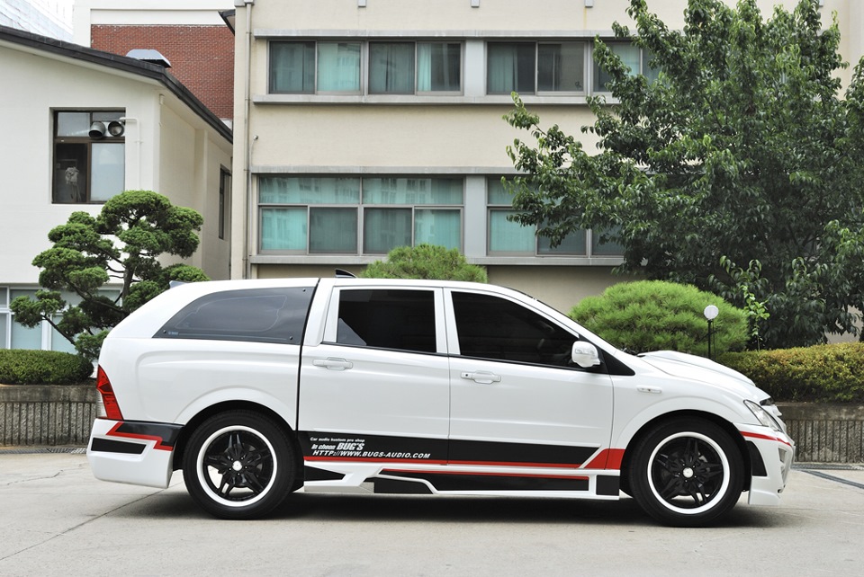 Tuning sports. SSANGYONG Actyon Sports 2008 обвес. SSANGYONG Actyon Sport Tuning. SSANGYONG Actyon 2 Tuning. SSANGYONG Actyon Sports тюнинг.