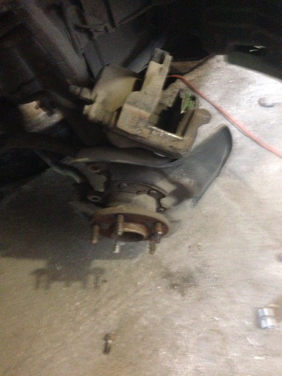 хотел проточить тормозные диски не влезли в станок.(( — Lexus GS ...