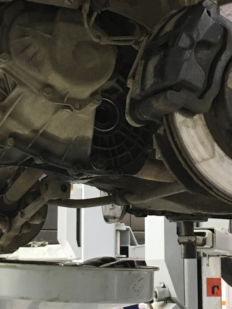 Без сцепления. — Lada Гранта Лифтбек (1G)