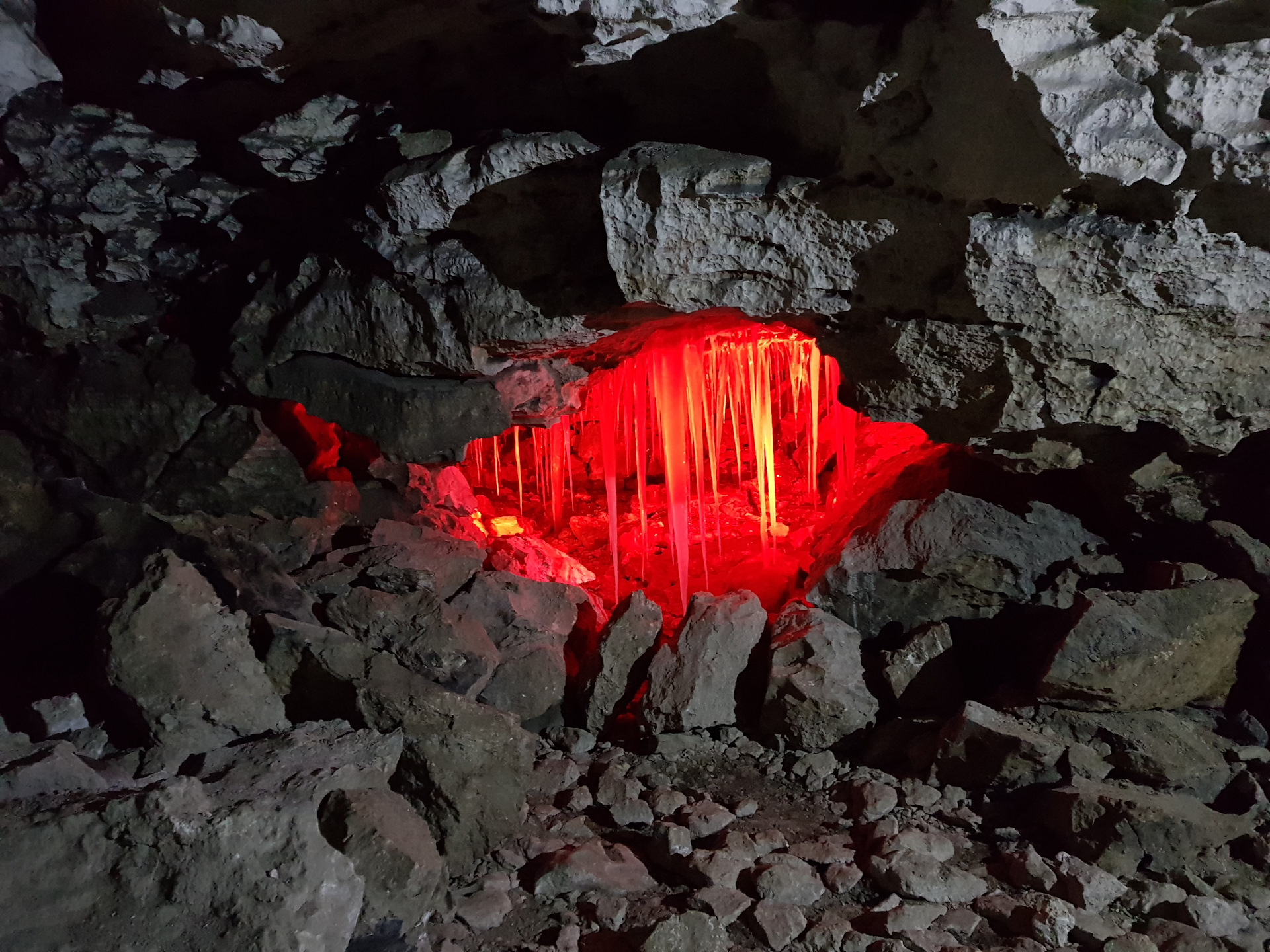навалишенская пещера. пещера будапешт. широкополосная пещера сочи. пещера глубокий яр. кунгурская ледяная пещера грот данте.