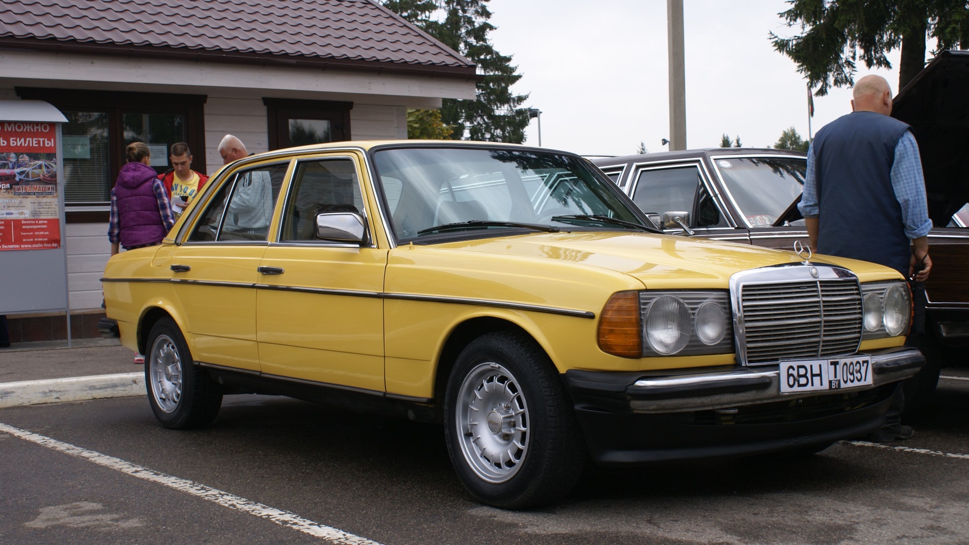 Mercedes-Benz W123 2.0 дизельный 1977 | 200d 