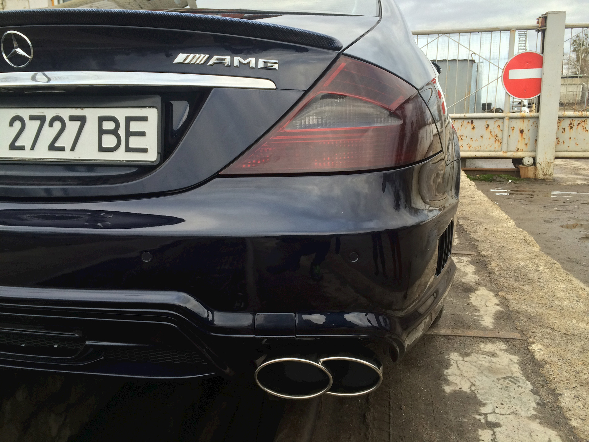 Mercedes Benz CLS Black Bison