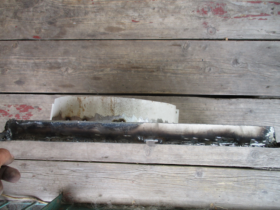 28b4bd9s 960 дефлектор радиатора что это