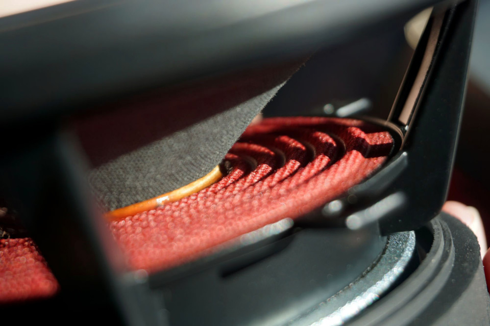 Диффузор из 3-компонентной натуральной целлюлозы с тканевым заполнением и полимерным покрытием. — Lada Приора хэтчбек