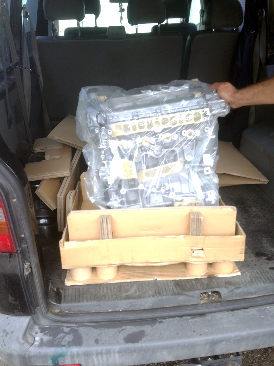 привезли) в коробке, тяжелый. — Mazda CX-7