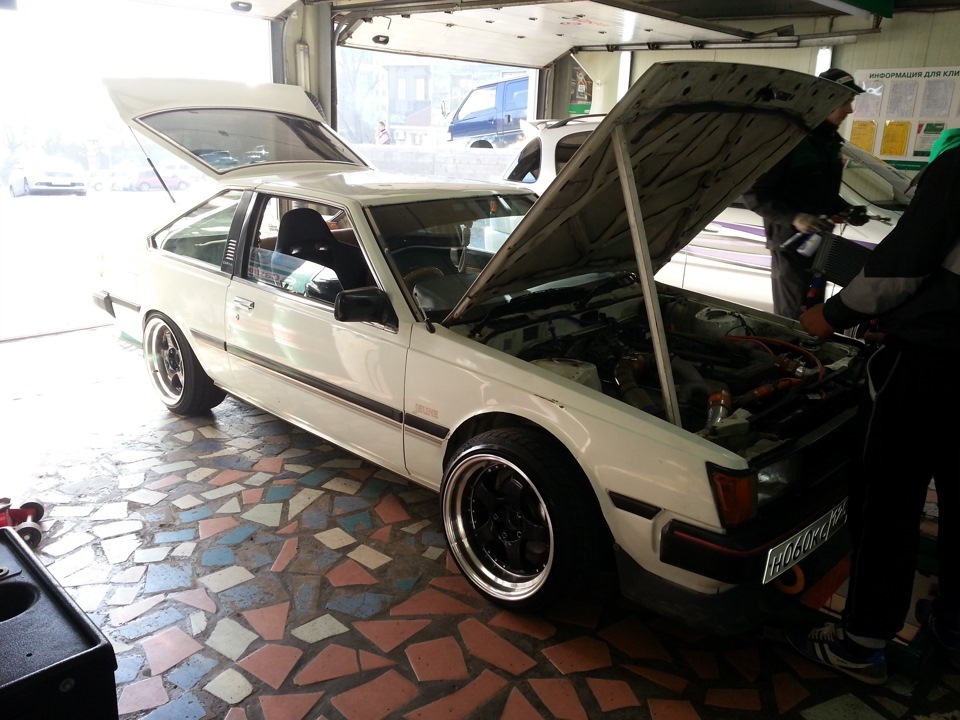 Замена масла и сход-развал колес . — Toyota Carina (3G), 2,5 л, 1984 ...