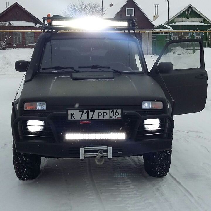 светодиодная балка на ниву 4х4. светодиодная балка на ниву 21214 на крышу. балка светодиодная  на ниву 21214 сзади. светодиодная балка на ниву 21214. светодиодная балка на ниву 2121.