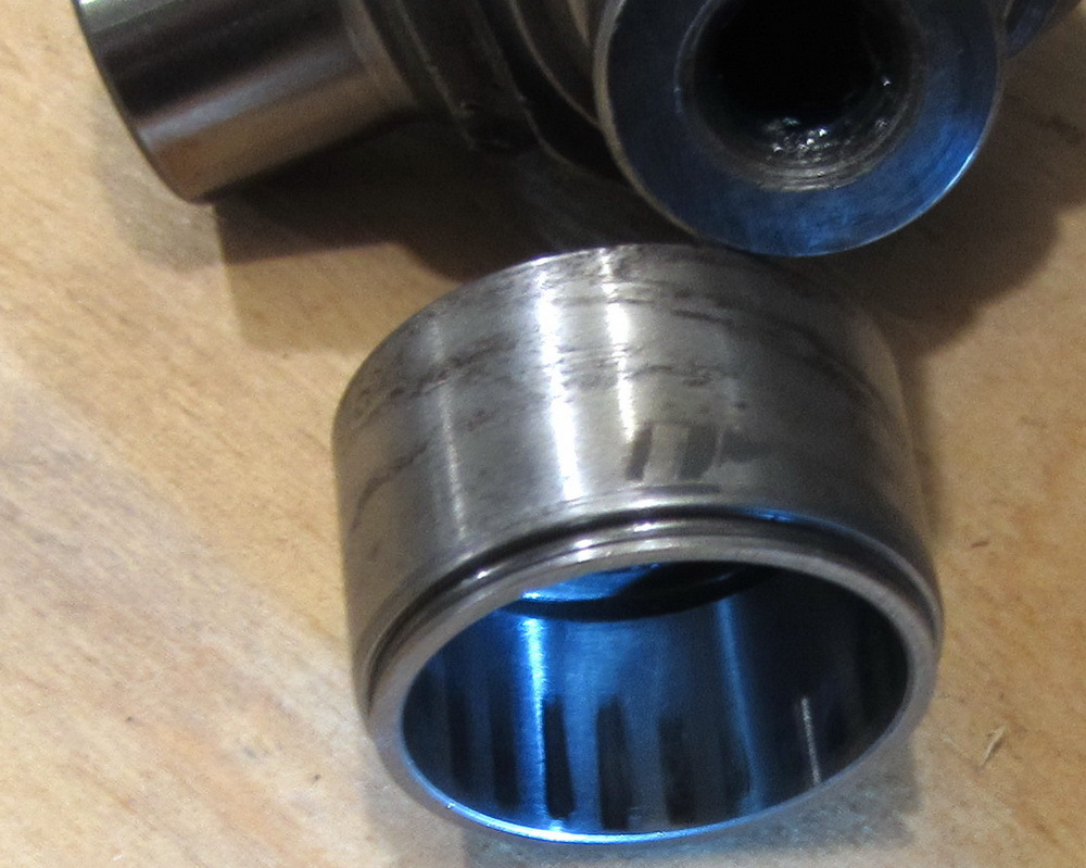 Длина кардана нива шевроле. Шевроле нива шрус или крестовина. Шевроле нива шрус или крестовина. Шрус задний кардана нива 2123. Кардан нива шевроле на крестовинах.