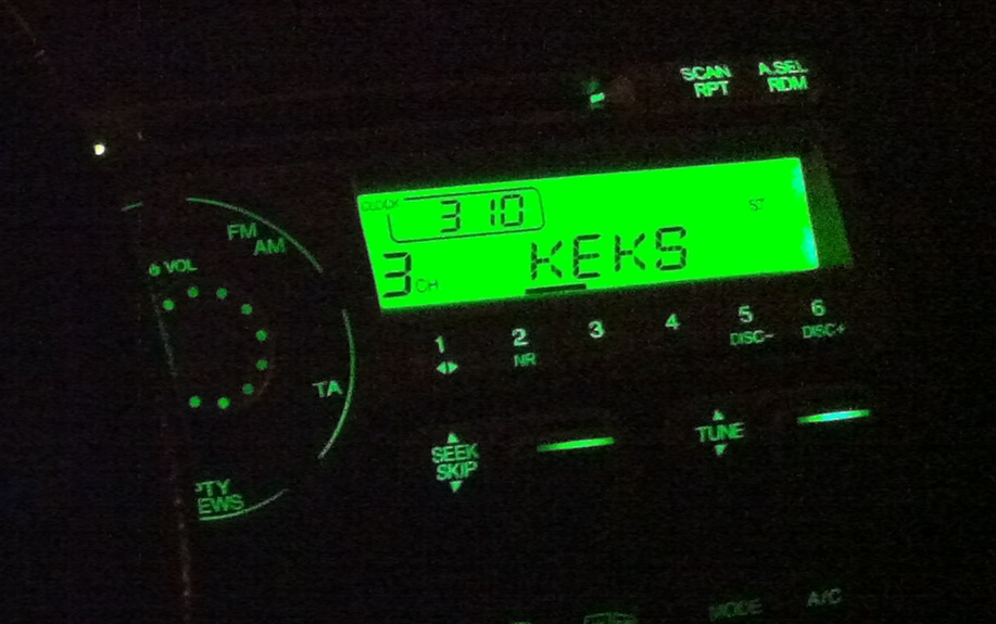 Приборка светит зеленым светом! — Honda Jazz (1G), 1,4 л, 2008 года ...