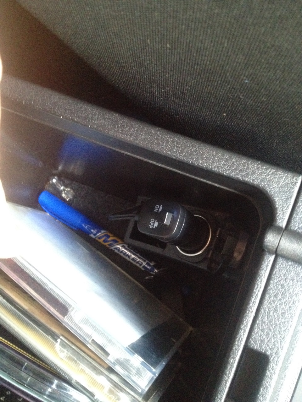 Подсветка ног — Subaru Legacy B4 (BL), 2 л, 2007 года | аксессуары | DRIVE2