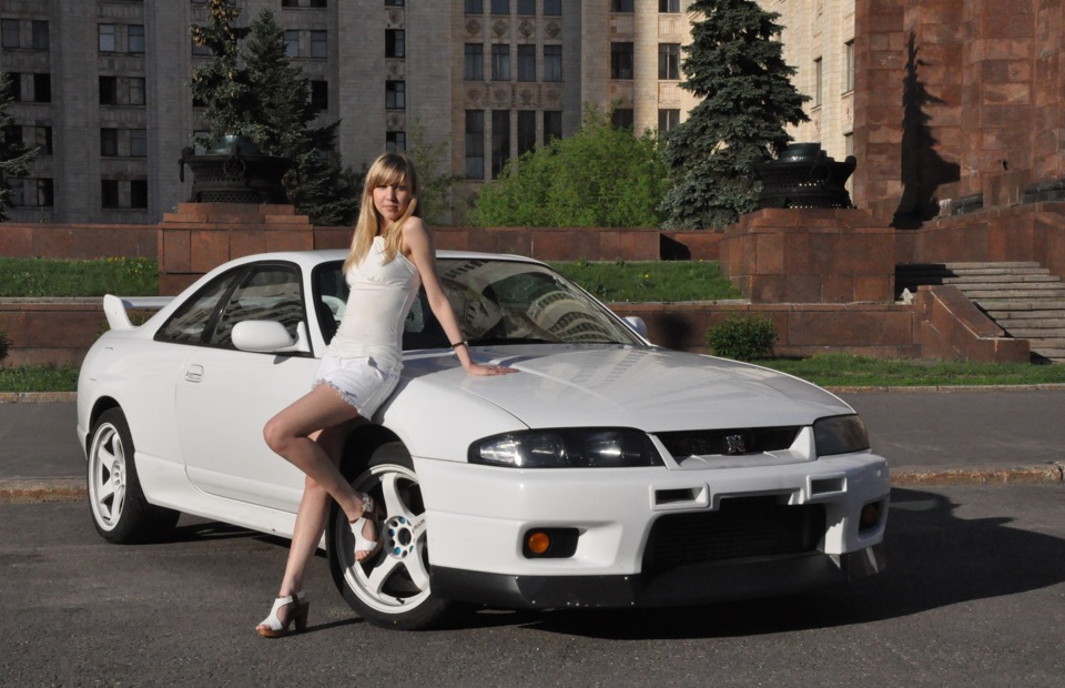 Nissan Skyline GTR r33 Форсаж