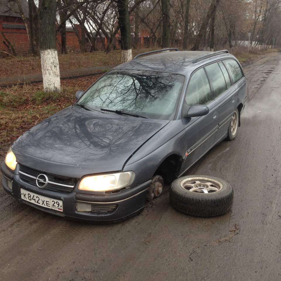 Дед отбросил коньки — Opel Omega B, 2,5 л, 1996 года | поломка | DRIVE2