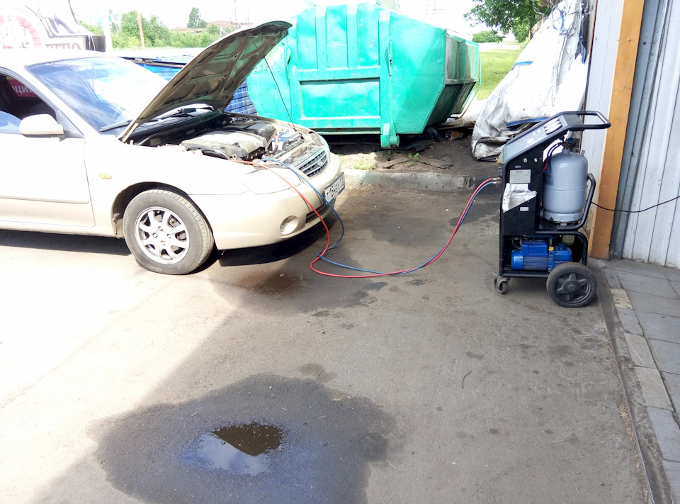 Заправка кондиционера — KIA Spectra, 1,6 л, 2007 года | заправка | DRIVE2