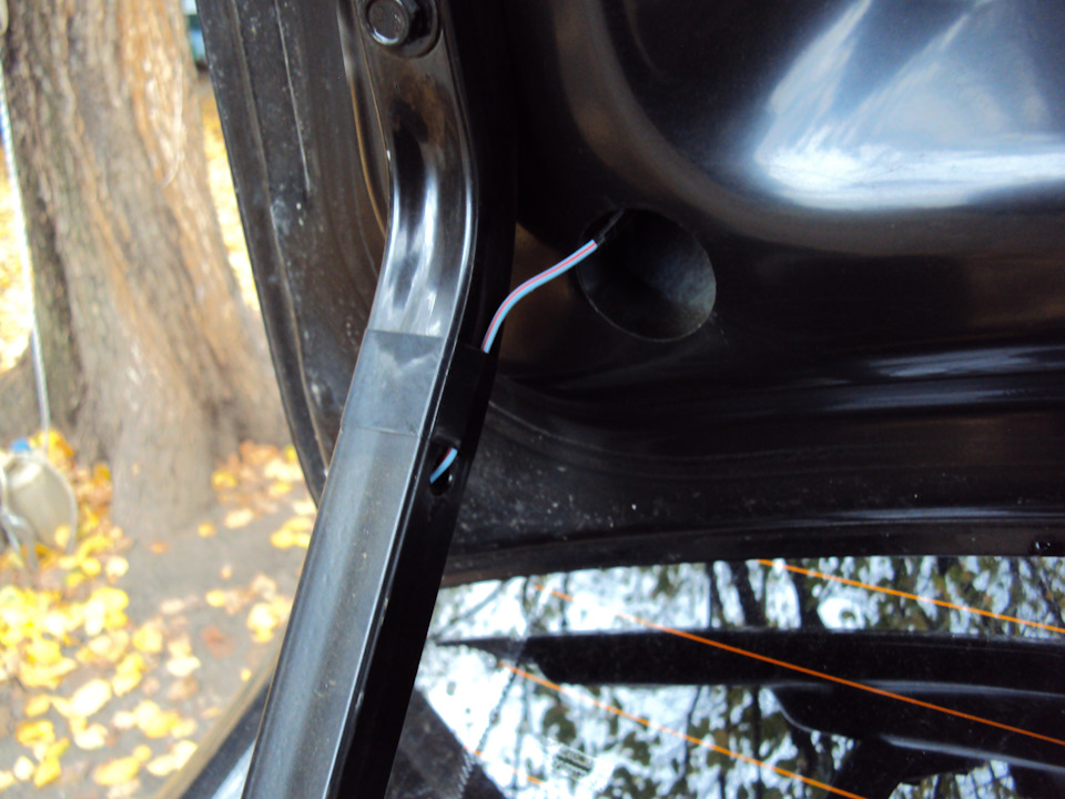 28d5d6es 960 Как открывается багажник на гранте